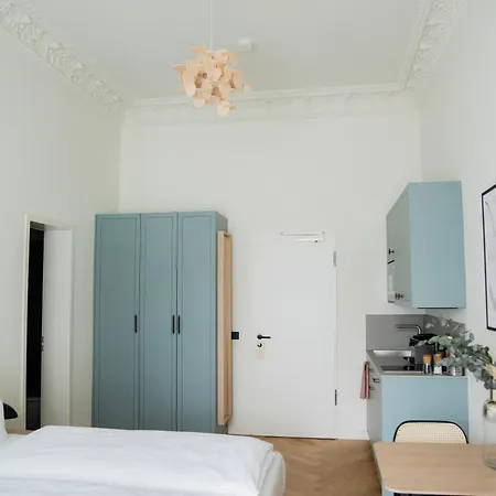 Hotel apartamentowy Bob W Old Town