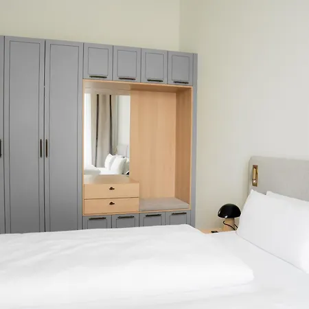 Apartahotel Bob W Old Town 4*