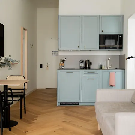 Apart-hotel Bob W Old Town 4*