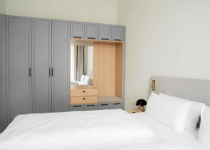 Apart-hotel Bob W Old Town 4*