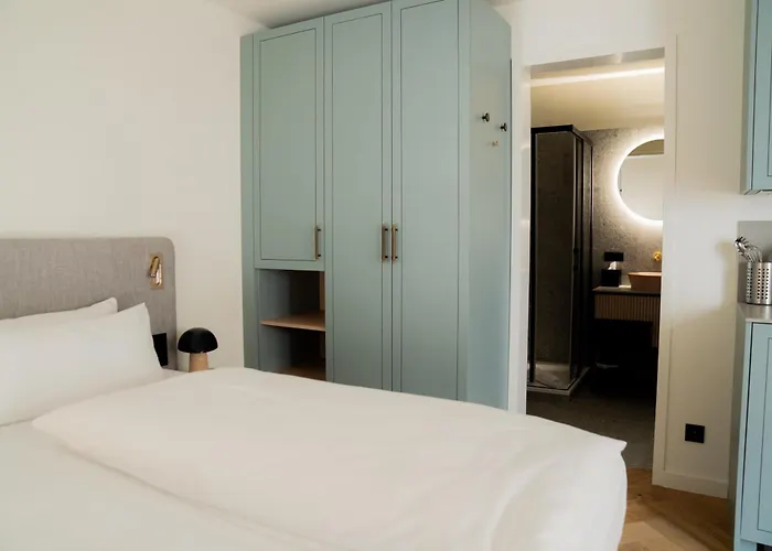 Bob W Old Town Apart-hotel 4*