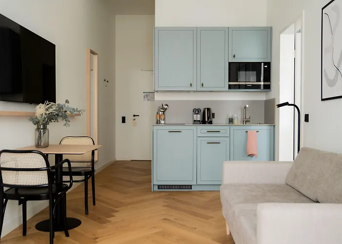 Apart-hotel Bob W Old Town 4*